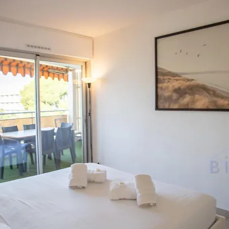 Apartmán Vue Et Esterel Just Next To The Cannes