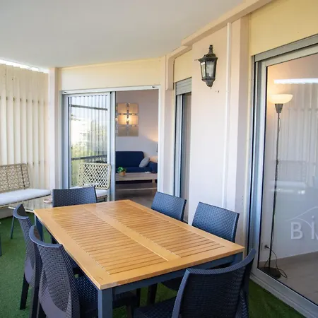 Vue Et Esterel Just Next To The *