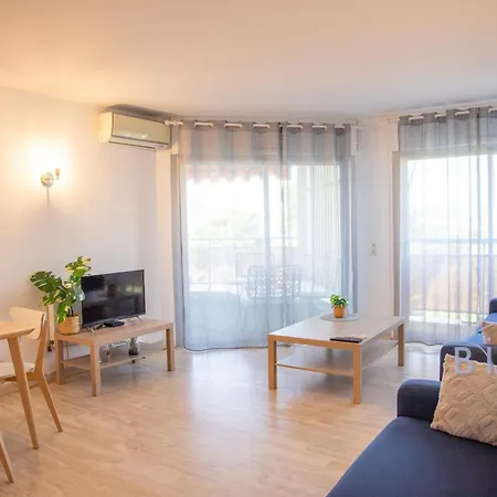 Vue Et Esterel Just Next To The *